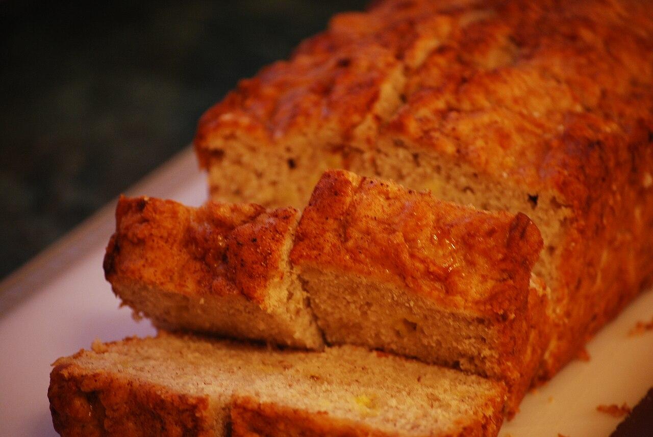 Bolo de banana sem açúcar e sem farinha