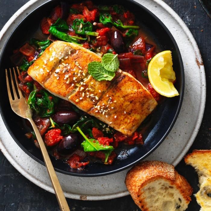 Peixe Branco Assado com Especiarias Marroquinas