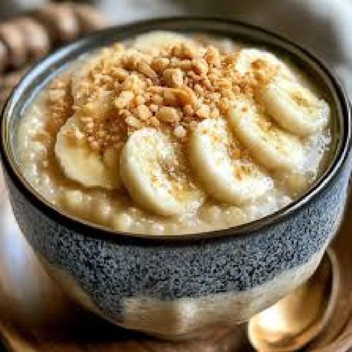Pudim Cremoso de Tapioca com Banana e Leite de Coco