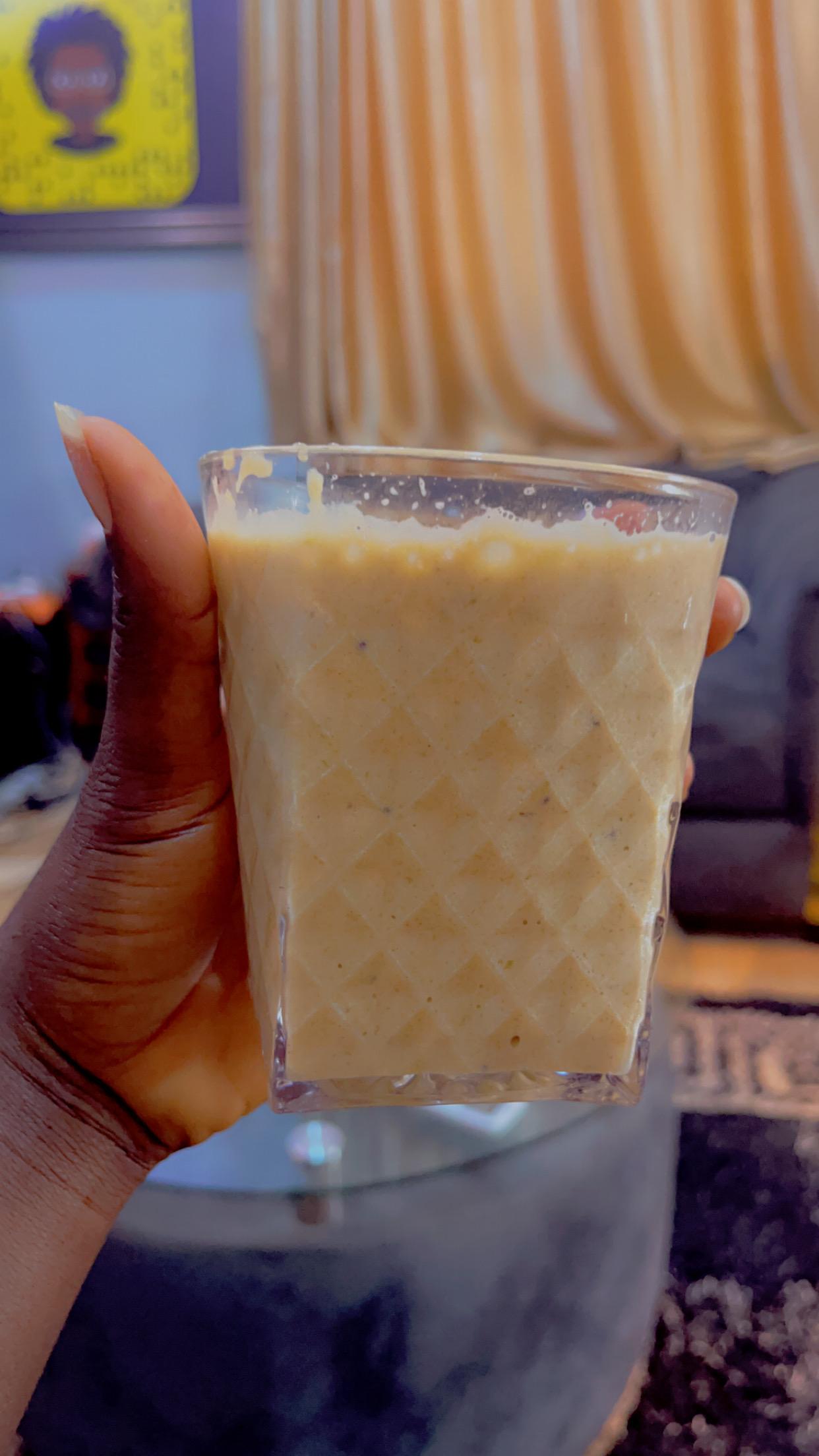 Vitamina Proteica de Banana e Pasta de Amendoim